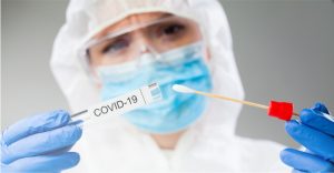 Ученые назвали вероятность заражения COVID-19 через поверхности очень низкой