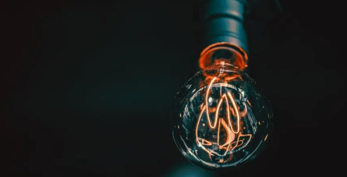 Кабмин повысил тариф на электроэнергию: сколько будем платить