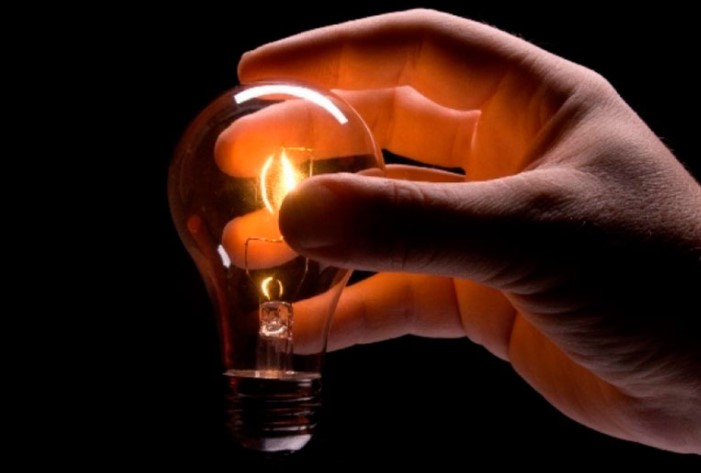 В Раде объяснили, зачем уравнивать цену электричества для украинцев и промышленности