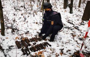 Слов’янський район: піротехніки вилучили 28 одиниць вибухонебезпечних предметів