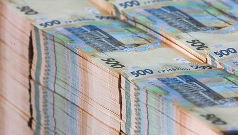 С 1 января минимальная зарплата увеличится на 1000 гривен