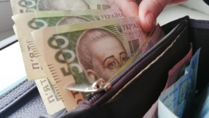 Не дожидаясь депутатов – бюджетники Славянска будут с зарплатой