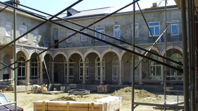 Журналисты разузнали о “дворце Путина” новые подробности