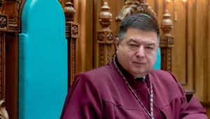 Тупицкий собирается судиться с УГО из-за недопущения его в КСУ