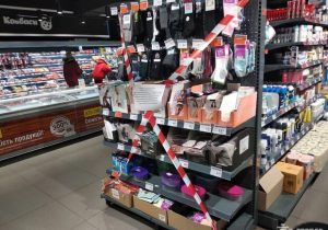 “Предупредили за месяц”: министр здравоохранения заявил, что украинцы могли запастись носками до локдауна