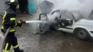 В Славянске утром горела “Волга”