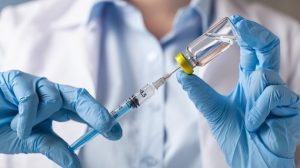 Перша партія китайської вакцини від коронавірусу очікується в Україні не пізніше березня
