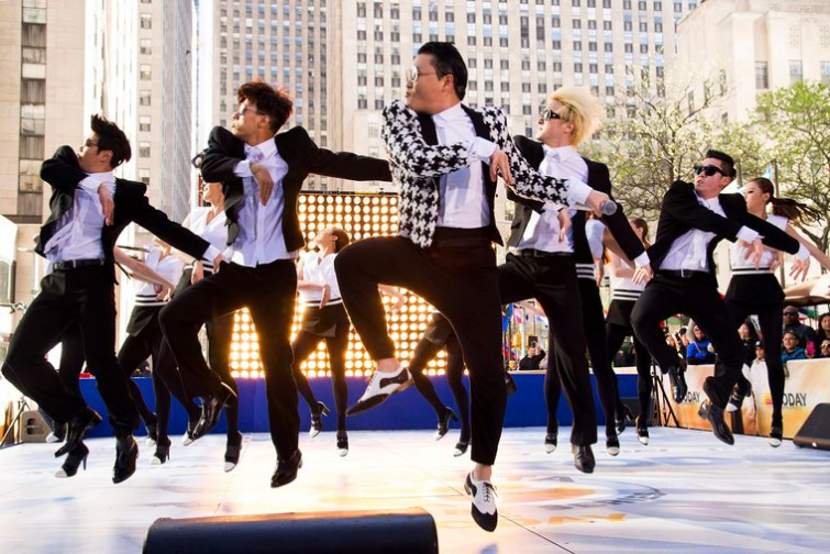 СМИ: Северная Корея запретила жителям говорить на южнокорейском сленге. Наказание — 15 лет тюрьмы