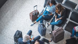 Сколько и куда чаще всего ездили украинцы в 2020 году: статистика