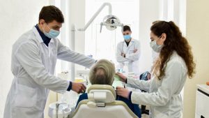 В Славянске просят создать социальный стоматологический кабинет