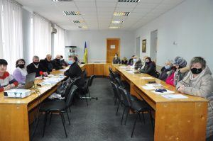 ГО «Фундація підтримки осіб старшого віку «Вік щастя» презентувала у міській раді результати моніторингового дослідження