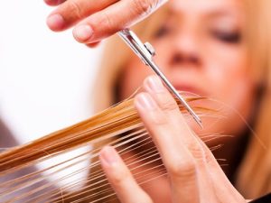 Лунный календарь стрижки волос на март