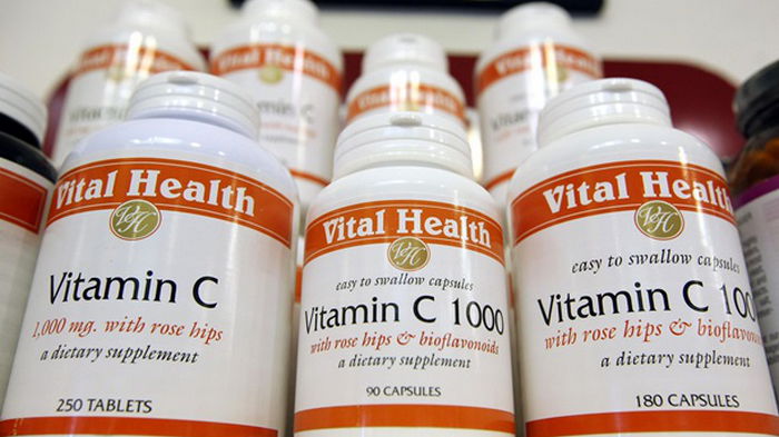 Врачи оценили эффект от приема витаминов при COVID-19