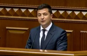 Зеленский объяснил, кто не имеет права отказаться от COVID-вакцинации