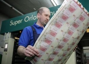 Украинцам недоплачивают минималку: какой должен быть размер зарплат