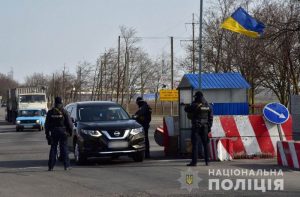На Донеччині в результаті роботи блокпостів поліція припинила в січні понад 300 правопорушень