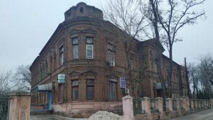 В больницах Славянска заканчиваются бесплатные лекарства