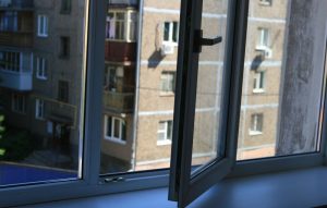 В Краматорске девочка выпала из окна