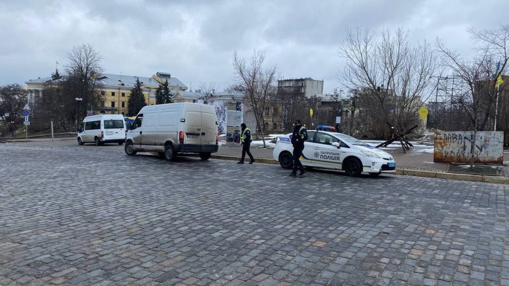 Готовятся к протестам в поддержку Стерненко: центр Киева заполонила полиция