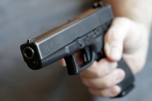 Рада отказалась легализовать оружие для украинцев