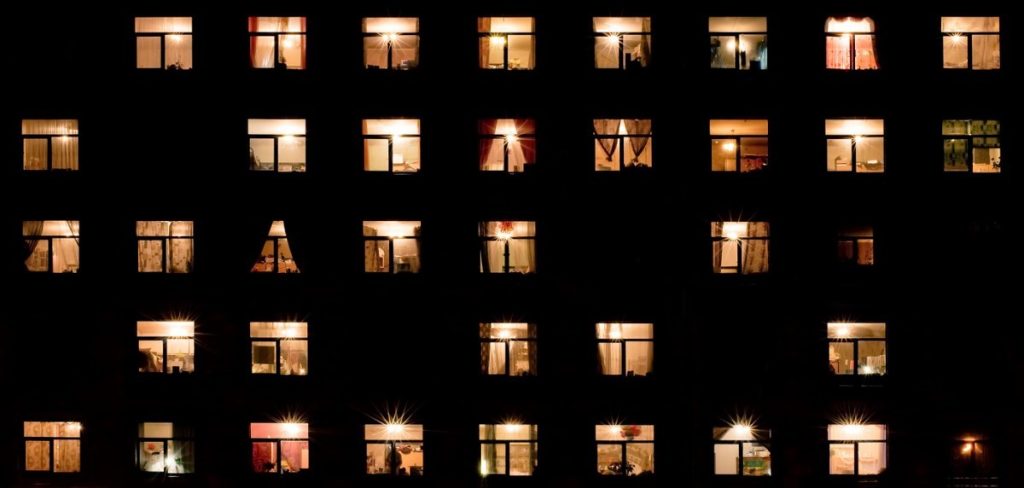 Отмена перехода на летнее время приведет к увеличению расходов на электроэнергию населением, – эксперт