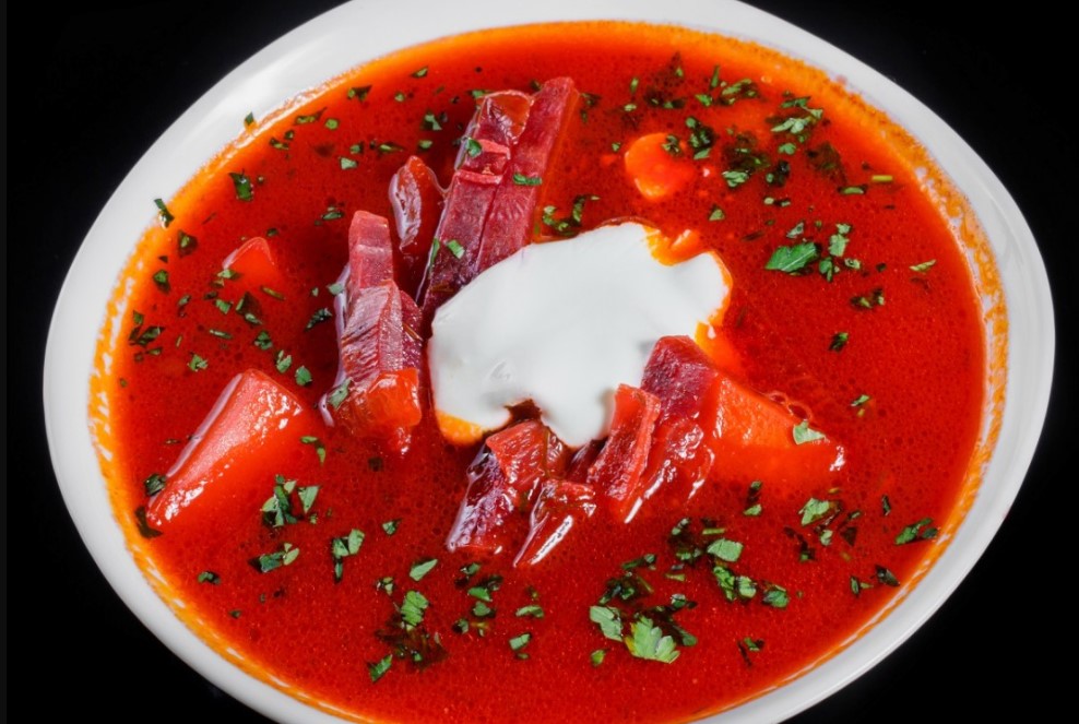 Украинский борщ признали одним из лучших супов мира — CNN