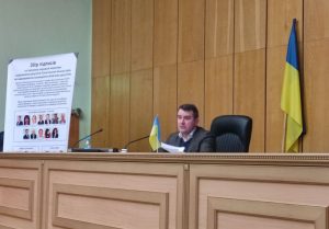 Мэр Славянска хочет проверять депутатов на наркотики, алкоголь и болезни психики