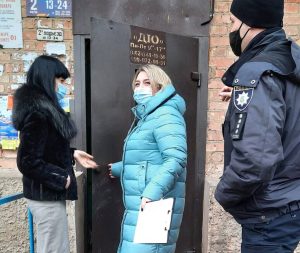 З початку року слов’янські поліцейські притягнули до відповідальності 32 батьків, які усунулися від піклування про власних дітей