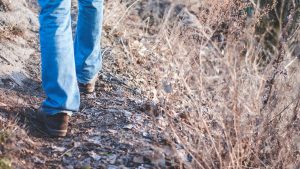 Скорость ходьбы связали с риском смерти от коронавируса