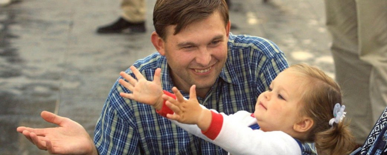 Верховна рада дозволила чоловікам ходити в декрет