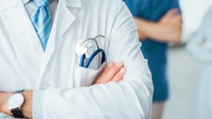 В Славянске комиссия “отправляет” травматолога Хайло к психиатру