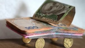 ПриватБанк и Ощадбанк продадут: что будет с вкладами украинцев