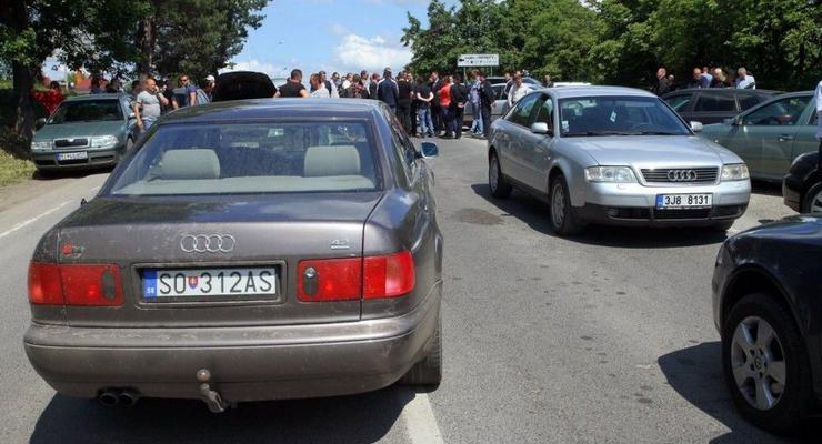 Растаможка евроблях: Кто сможет растаможить авто дешевле