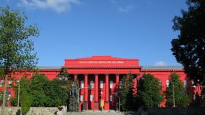 Куди вступати: Forbes оприлюднив рейтинг 100 найкращих факультетів України