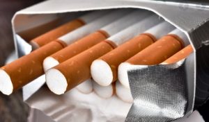 В Украине исчезнет часть сигарет: какие будут под запретом