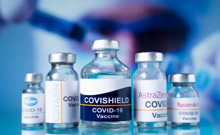 Украина хочет производить американскую вакцину от COVID-19 на своих заводах