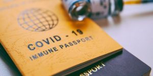 В Украине летом хотят запустить “ковидные сертификаты”: что это такое и для чего нужно