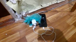 Кабинет начальника Главного управления госгеокадастра в Донецкой области кто-то нашпиговал прослушкой. Видео