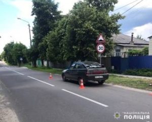 Водійка «ВАЗ» скоїла наїзд на 10-річну велосипедистку у Святогірську