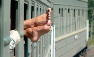 “Укрзализныця” разрешила выбирать билеты в вагоны с кондиционером. Как это сделать