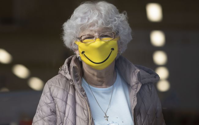 Карантин в Украине смягчили: что разрешено (полный список)