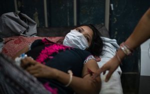 Обнаружен новый вид коронавируса Delta Plus. Он может быть устойчивым к вакцинам