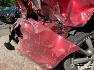 У Слов’янську внаслідок зіткнення двох автомобілів постраждали обидва водії