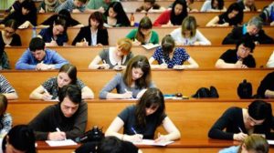 Поступление на бюджет в ВУЗы: для кого сроки могут продлить