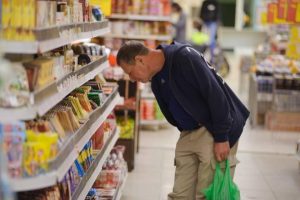 Продукты в Украине вновь подорожают: Что купить в запас