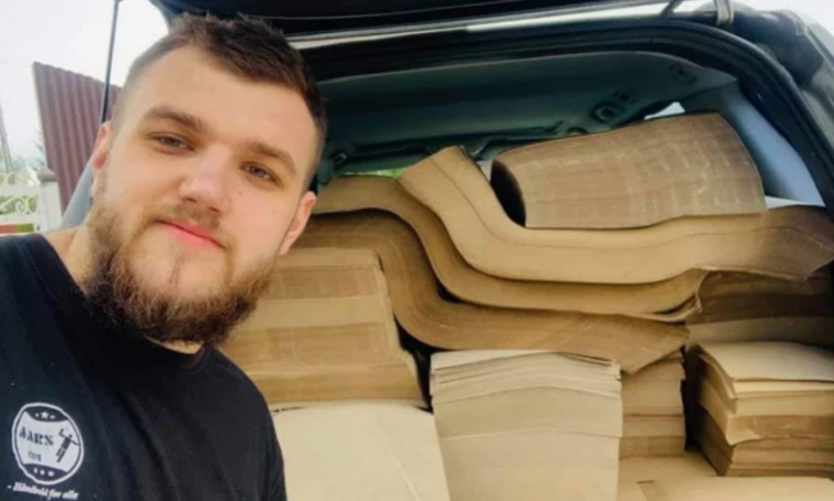 Ни одно дерево не пострадало… или пакеты из опавшей листвы уже в продаже