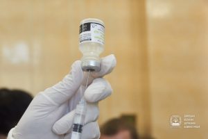 На Донеччині працює п’ять центрів вакцинації проти COVID-19