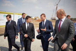 Голова Донецької ОДА розповів президенту України про стан реалізації програми «Велике будівництво» в регіоні