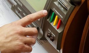 Як нардепи від Донеччини голосували за призначеня нового очільника МВС Монастирського