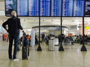 Для въезжающих из России и еще трех стран изменились правила на границе Украины